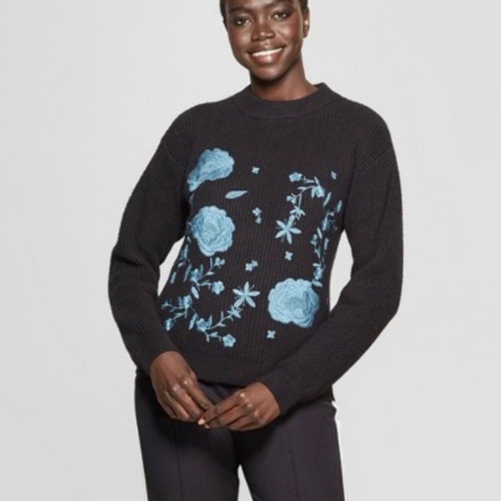Who What Wear Black Sweater with Blue Floral Emboidery Design - Med